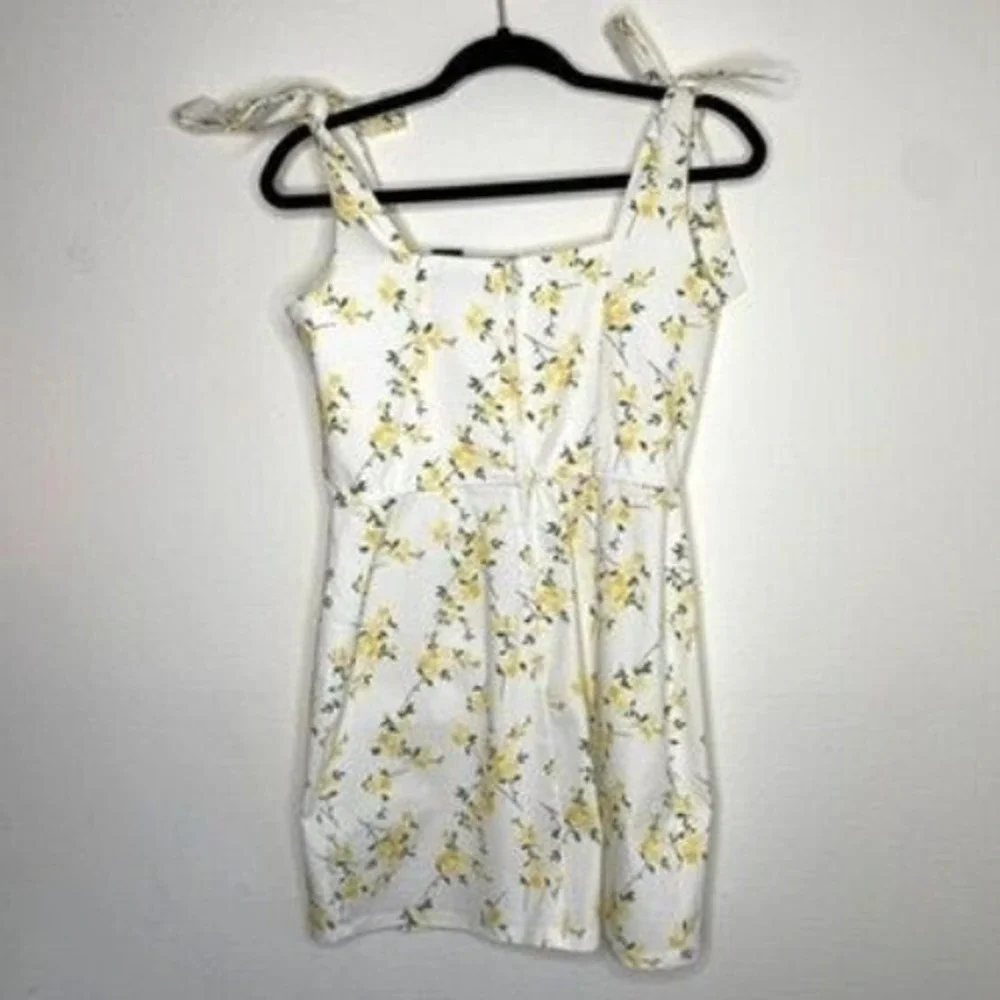 Trixxi Floral Mini Dress Womens Large White Yellow Tie Shoulder Square Neck NEW